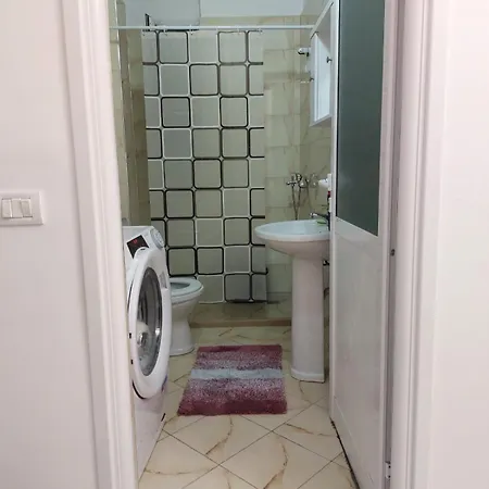 Apartment 3 In *